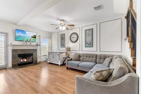 3969 Vista Mar Dr, Euless, TX 76040