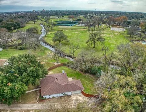 912 Laura Ave, Corsicana, TX 75110