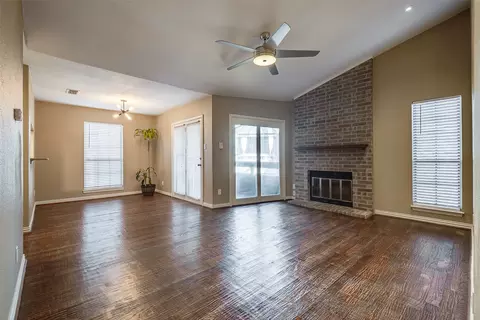 1203 Quail Valley Ln #228, Arlington, TX 76011
