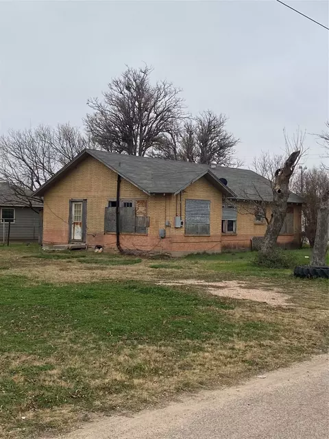 201 S Avenue D, Haskell, TX 79521 photo 2