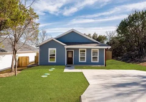 831 Pecos River Dr, Granbury, TX 76048