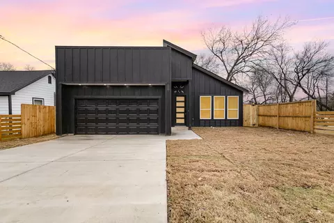 1402 Adelaide Dr, Dallas, TX 75216