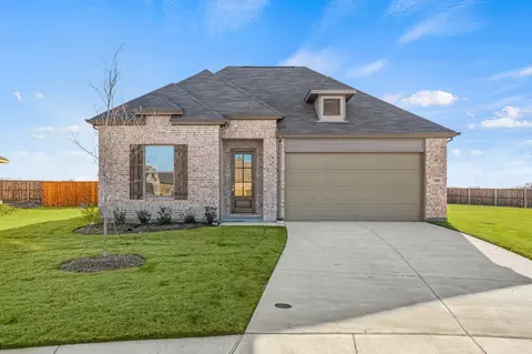 709 Bonnie Rose Ln, Van Alstyne, TX 75495