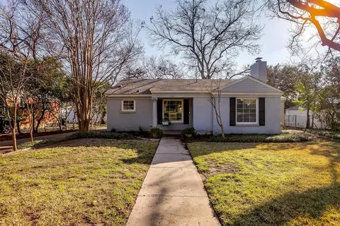 6441 Rosemont Ave, Fort Worth, TX 76116