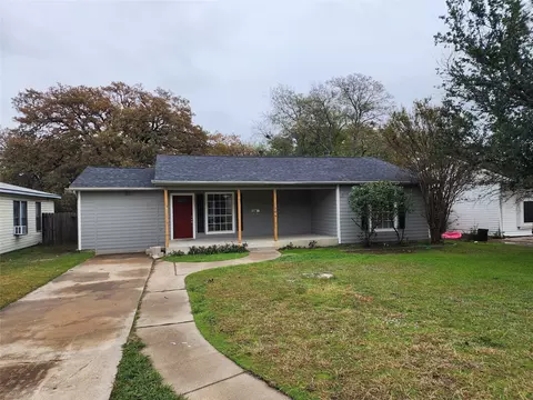 1204 Dora St, Bedford, TX 76022