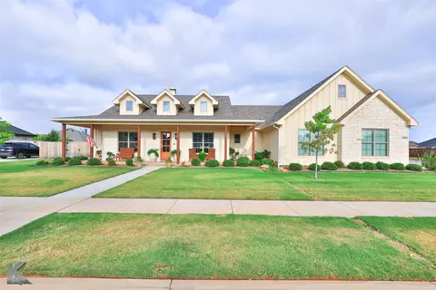 2402 Manor Oaks Ter, Abilene, TX 79602
