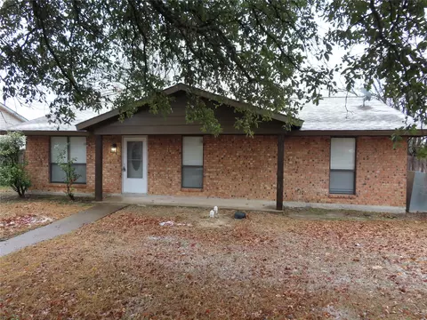 1526 Valleyview Ln, Duncanville, TX 75137