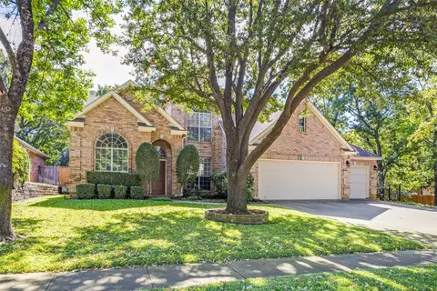 2415 Bonham Trl, Grapevine, TX 76051