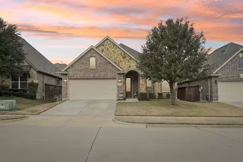 808 Spring Falls Dr, Mckinney, TX 75071
