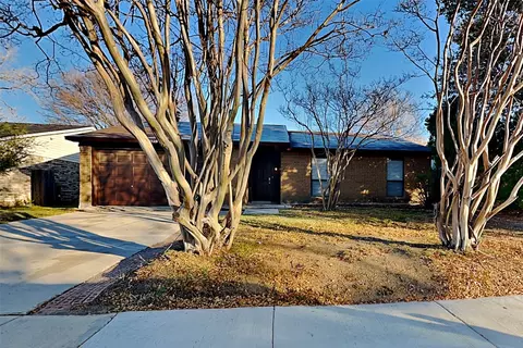 5529 Adams Dr, The Colony, TX 75056
