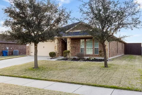 610 Savanna Dr, Nevada, TX 75173
