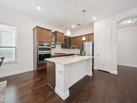 314 Park Dr, Euless, TX 76040 photo 7