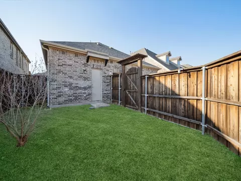 314 Park Dr, Euless, TX 76040 photo 22