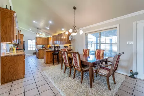 Dining - 20175 Willow Glade Cir, Pilot Point, TX 76258 photo 1 of 1