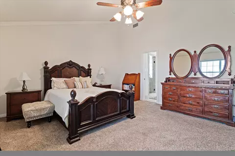Bedroom - 20175 Willow Glade Cir, Pilot Point, TX 76258 photo 2 of 4