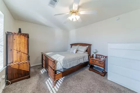 Bedroom - 20175 Willow Glade Cir, Pilot Point, TX 76258 photo 4 of 4