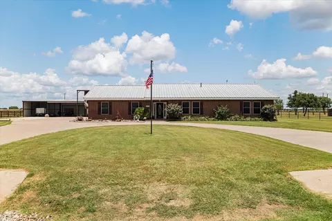 Exterior - 20175 Willow Glade Cir, Pilot Point, TX 76258 photo 7 of 7