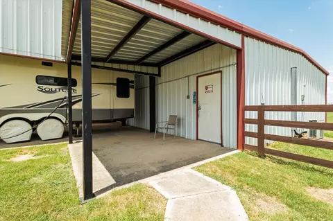 Exterior - 20175 Willow Glade Cir, Pilot Point, TX 76258 photo 4 of 7