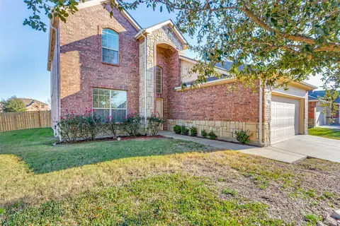 212 Clydesdale St, Waxahachie, TX 75165
