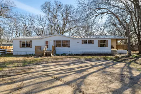 2532 Willow Oak Ln, Burleson, TX 76028