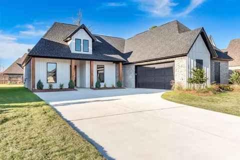 21 Turtle Creek Dr, Benton, LA 71006