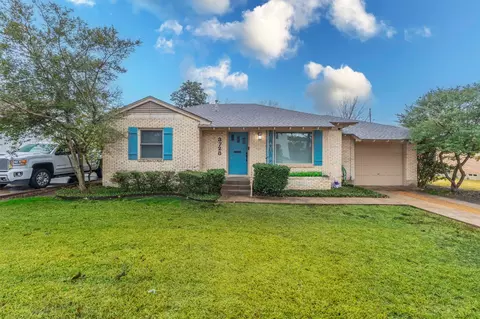3728 Manana Dr, Dallas, TX 75220