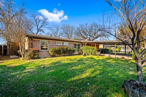 3051 Mason Dr, Mesquite, TX 75150