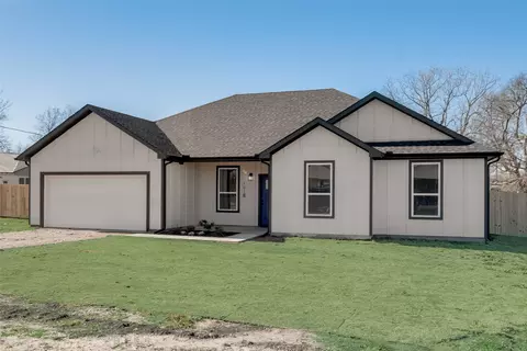 101 N Cedar St, Celeste, TX 75423