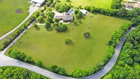12449 Oak Grove Rd S, Burleson, TX 76028