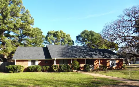 2300 Randy Ct, Mansfield, TX 76063