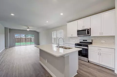 608 Easthill Dr, Mckinney, TX 75071