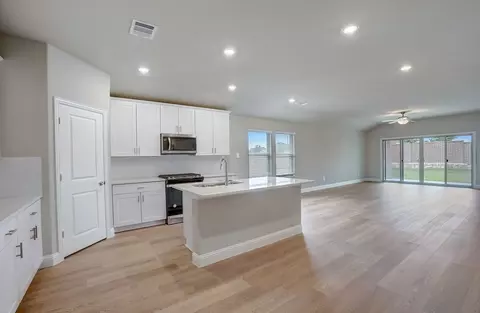 903 Edgehurst Dr, Mckinney, TX 75071