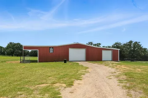 Exterior - 2521 Brannon Ln, Perrin, TX 76486 photo 4 of 6
