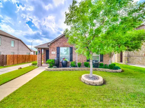 8428 Gentian Dr, Fort Worth, TX 76123