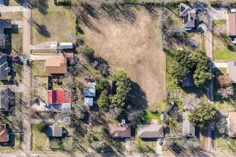 205 N Canton St, Mabank, TX 75147