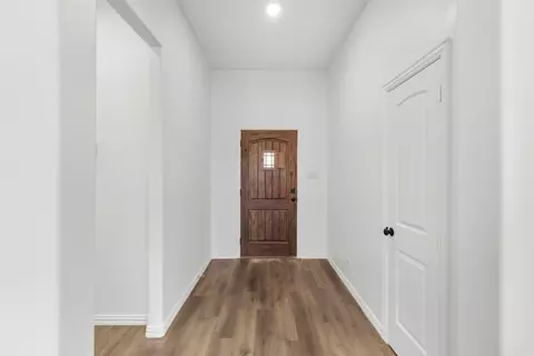 425 Eagle Pass Ct, Combine, TX 75159 photo 3