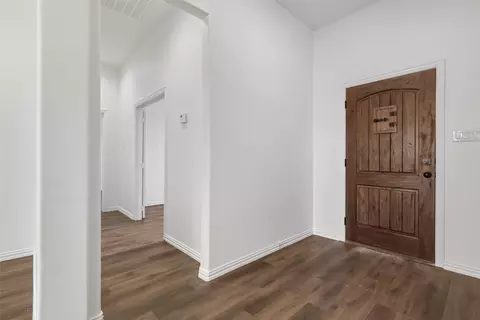 425 Eagle Pass Ct, Combine, TX 75159 photo 4