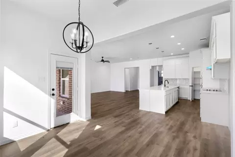 425 Eagle Pass Ct, Combine, TX 75159 photo 9