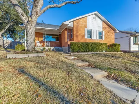 2411 Springhill Dr, Dallas, TX 75228