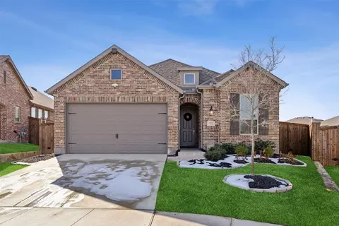 1704 Coronet Ave, Aubrey, TX 76227