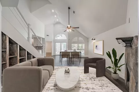 2948 S Bend Dr, Dallas, TX 75229