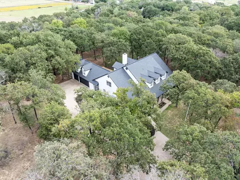 220 Forest Trl, Argyle, TX 76226
