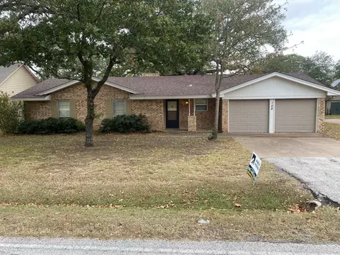128 Mountain View Dr, Azle, TX 76020