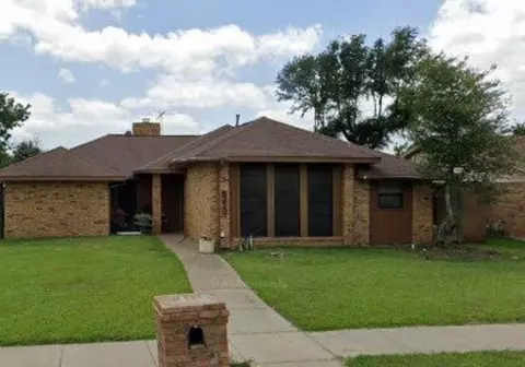 5213 Meadowside Dr, Garland, TX 75043