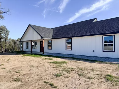 4040 Olivia Lucille St, Azle, TX 76020