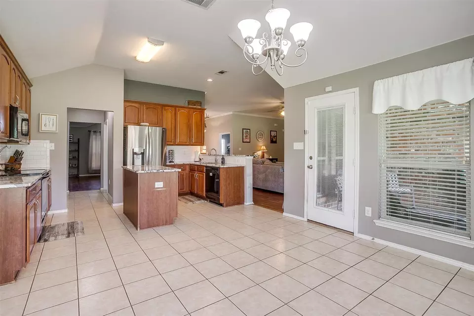 Other - 1721 Vista Ridge Dr W, Midlothian, TX 76065 photo 6 of 10