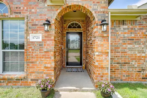 Entry Way - 1721 Vista Ridge Dr W, Midlothian, TX 76065 photo 1 of 2
