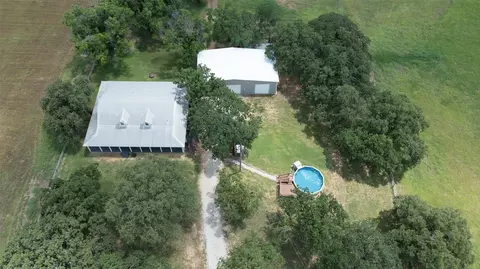 2725 Brannon Ln, Perrin, TX 76486