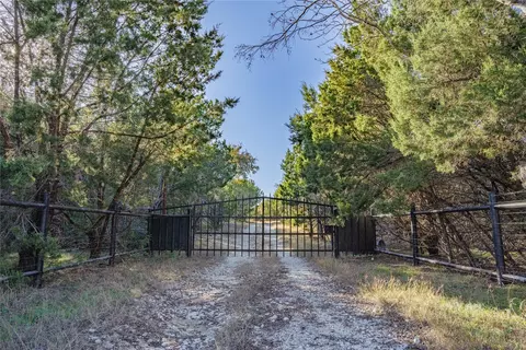 17713 Wortham Bend Rd, China Spring, TX 76633