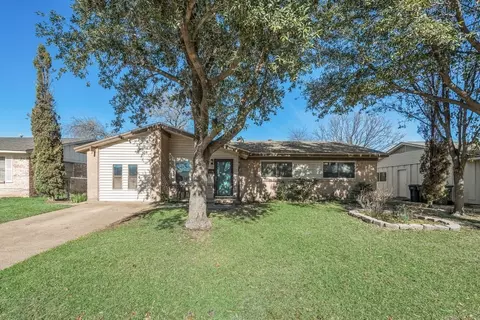 4205 Colgate Ln, Garland, TX 75042